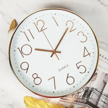  2023 Современные простые пластиковые бесшумные декоративные настенные часы в скандинавском стиле Настенные часы Украшение дома Часы Офиса