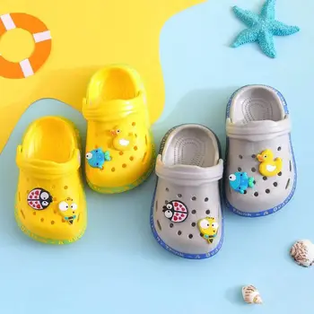  Детские летние сандалии с мультяшными пещерными отверстиями 2022, садовые пляжные тапочки, сандалии на нескользящей мягкой подошве, быстросохнущая обувь