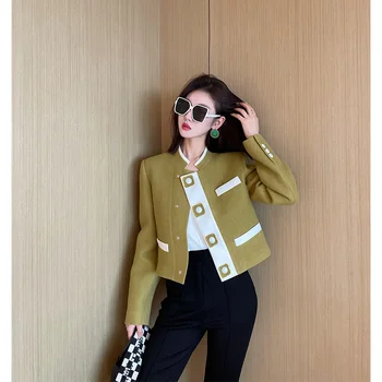  То же самое французское дизайнерское пальто Xiaojingjia в нишевом стиле с вафлями и небольшим ароматом для женщин, осенний новый универсальный топ
